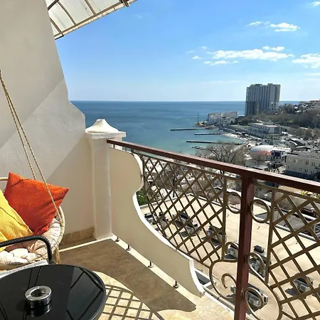 Chalenko Terrace Sea View Arcadia Apartament *